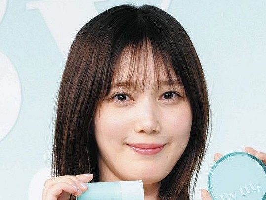 本田翼、ミニスカ私服の『絶対領域』ショット公開 フォロワー「無敵