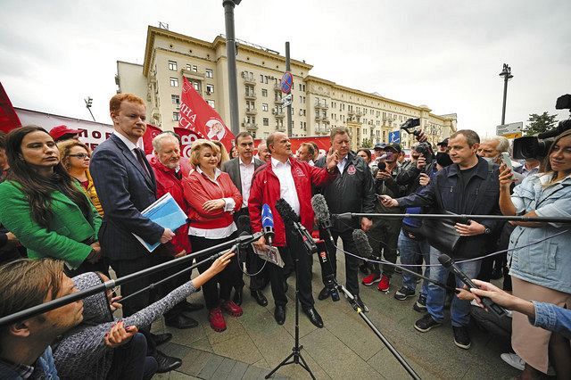 政権与党「アメとムチ」 ロシア下院選、支持率低迷も戦略奏功：中日新聞Web