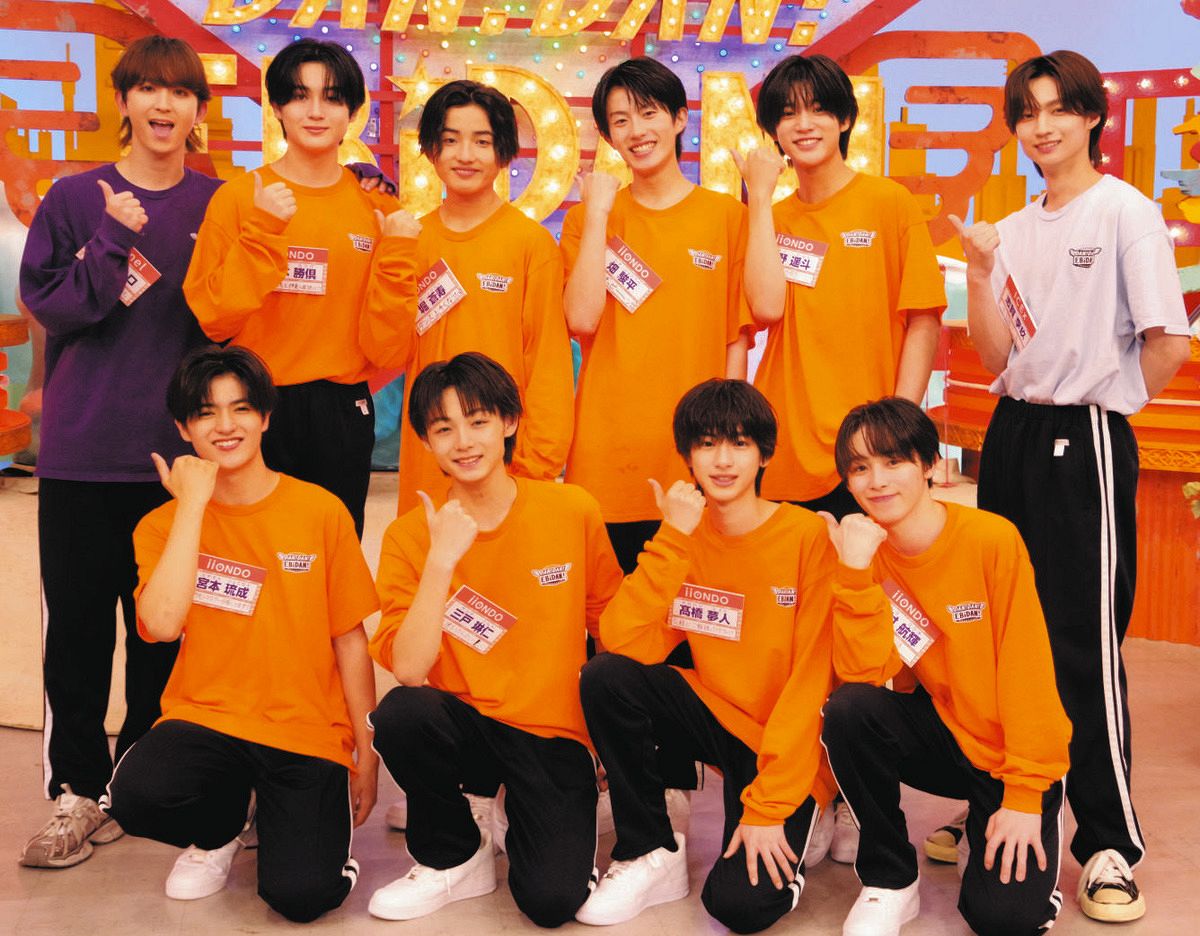 取材会に登場した（前列左から）宮本琉成、三戸琳仁、髙橋夢人、三村航輝（後列左から）高岡ミロ、守本勝倶、堀蒼寿、畑駿平、大野遥斗、志賀李玖