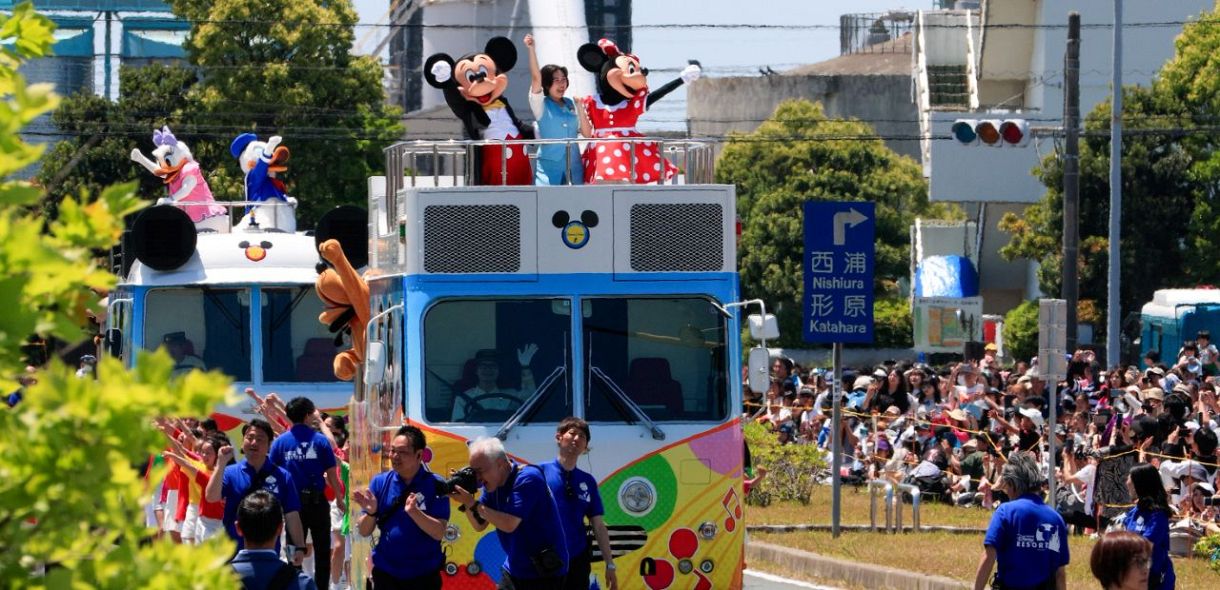 動画・写真特集】みんなでジャンボリミッキー！ 愛知・蒲郡の海みなと