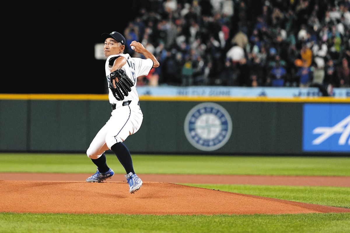 イチローさんにマリナーズ粋な演出 本拠地球場の右中間に巨大サイン