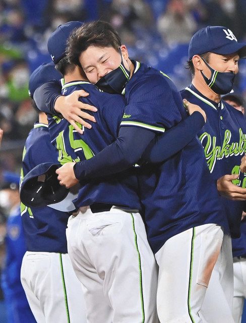 侍ジャパン】WBCでは肩車 東京五輪ではお姫様抱っこ 村上宗隆