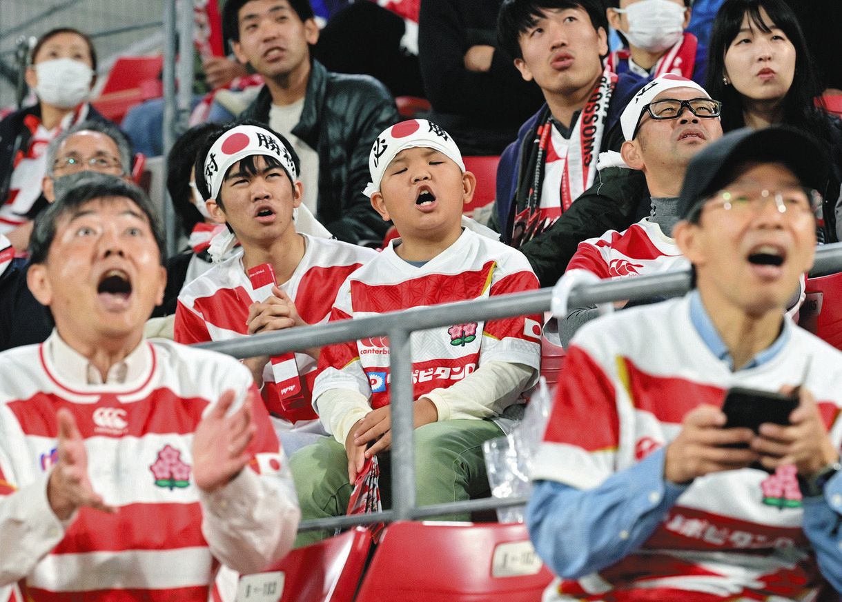 ラグビー日本代表 2019年ベスト8記念Tシャツ 赤 2019年W杯が