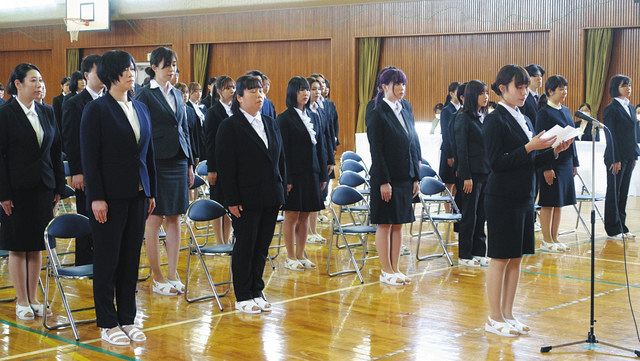患者に寄り添うプロに 県立総合看護専門学校 入学式：北陸中日