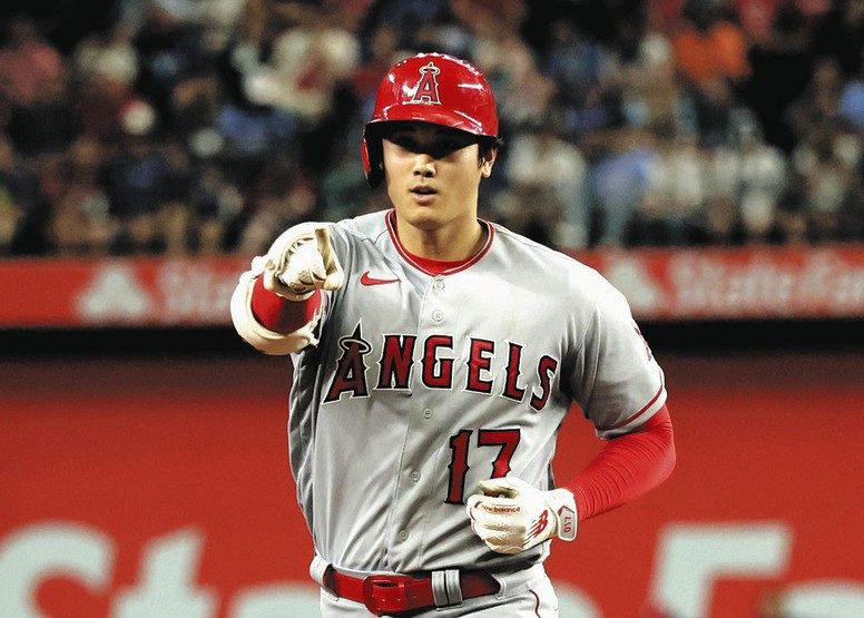 大谷翔平 2試合連続のmlbトップタイの22号2ラン 誰も止められない10戦7発で自らの6勝目たぐり寄せる：中日スポーツ・東京中日スポーツ 8327