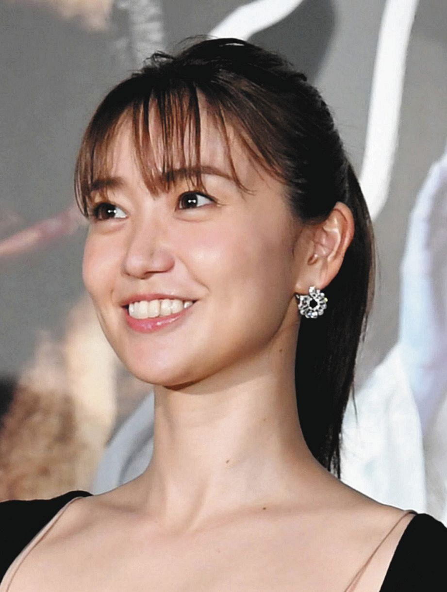 大島 優子 の 画像