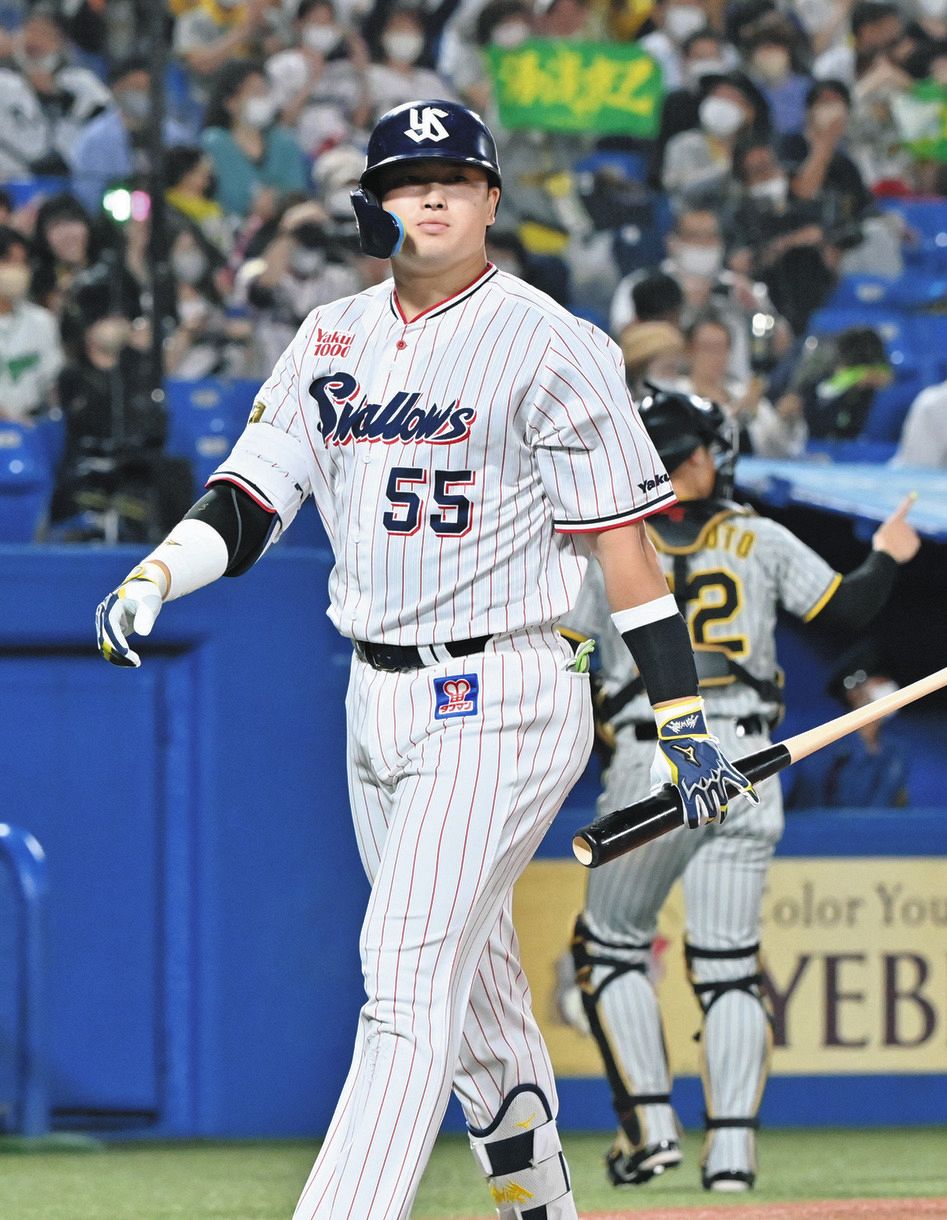 ヤクルト・村上宗隆、9試合不発も「押しつぶすぐらいプレッシャーを