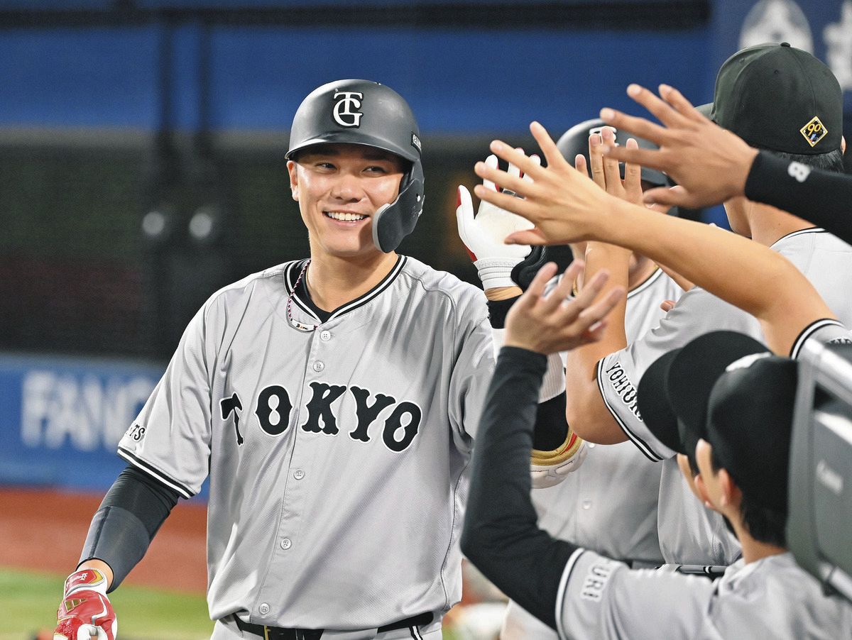巨人、岡本和真と坂本勇人の一発攻勢で3点追加 2点差に詰め寄られた