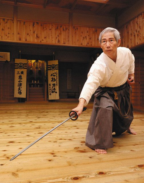 こだわりびと 古武道 心形刀流剣術 ６代目師範役 小林強さん 中日新聞web