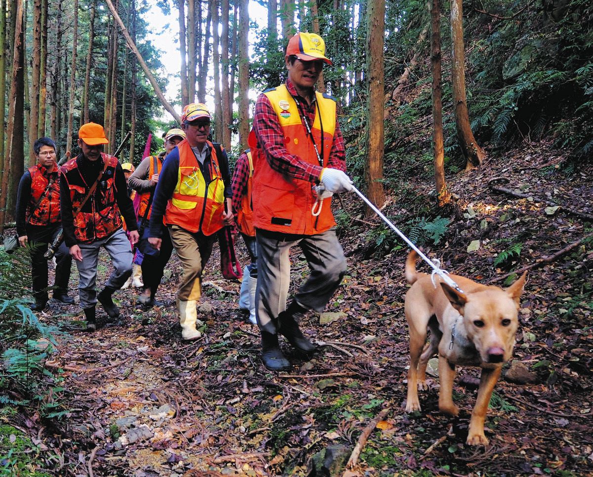 東京ファンミPR猟犬2枚 東京ファンミPR猟犬2枚 スキージョアリングandスノーカニクロスin信濃