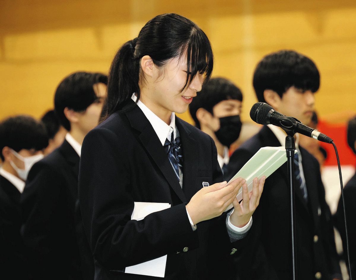 挑戦する姿勢を大切に」 名張・近畿大工業高等専門学校で入学式：中日 