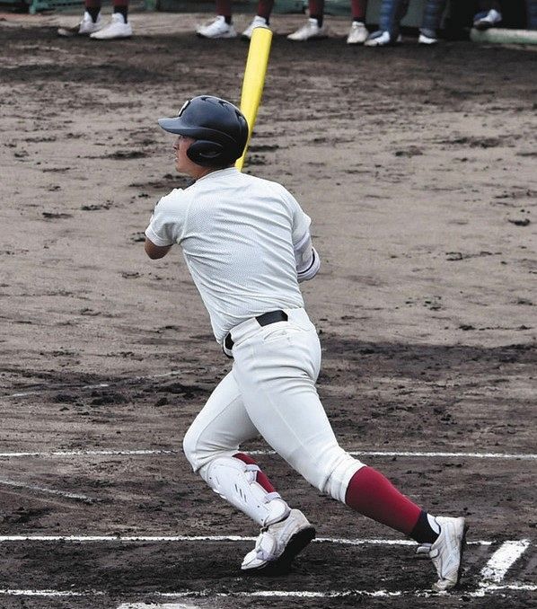 スカウト集結のプロ注目右腕から大阪桐蔭 前田が３安打 本気で腕を振っているようには見えなかった 中日スポーツ 東京中日スポーツ