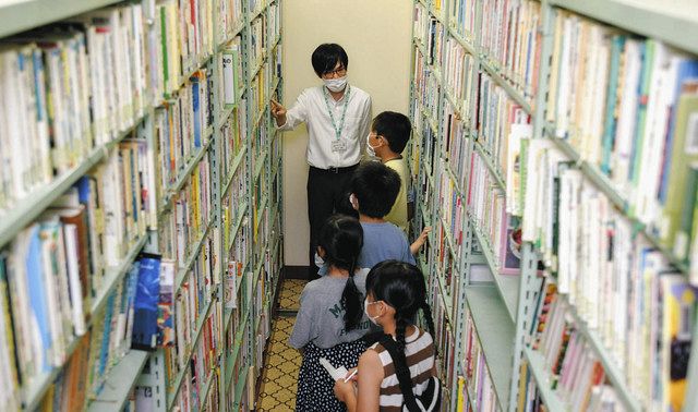 亀山市立図書館、閉館控え「お別れイベント」 閉架書架見学やメッセージカード掲示：中日新聞Web