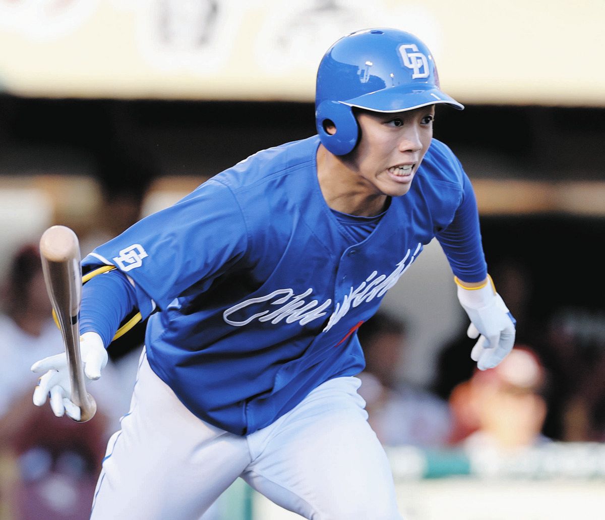 中日ドラゴンズ 岡林勇希 中日・岡林勇希、4年連続2桁盗塁到達 54試合目で昨季の10に並ぶ