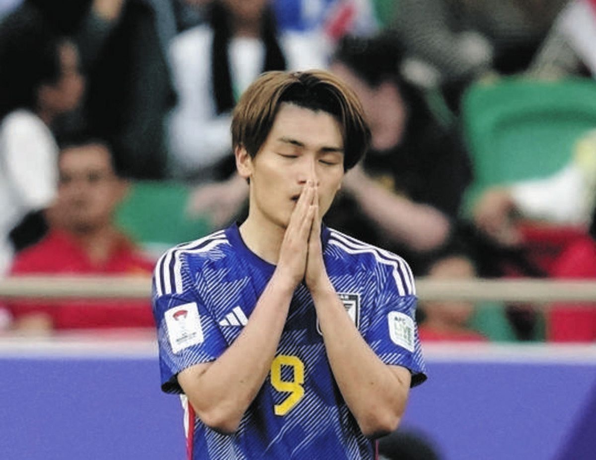 上田綺世練習着 長袖の練習着で暑熱対策…気候や試合球など細部にこだわる上田綺世