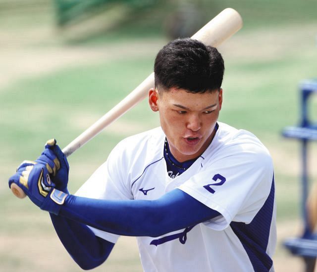 意識しない」と言いながらも…中日ルーキー石川昂弥がドラフト1位の