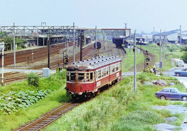 無料クーポン配布 アプリ 富山】加越線 西脇さん、カラー写真公開 廃線50年 色あせぬ雄姿 コレクション