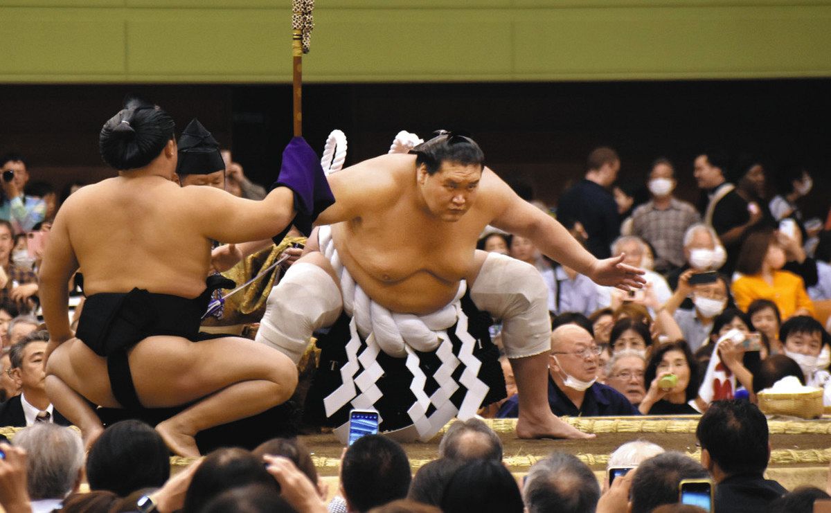 迫力の取組に大興奮 大相撲巡業「春日井場所」：中日新聞Web