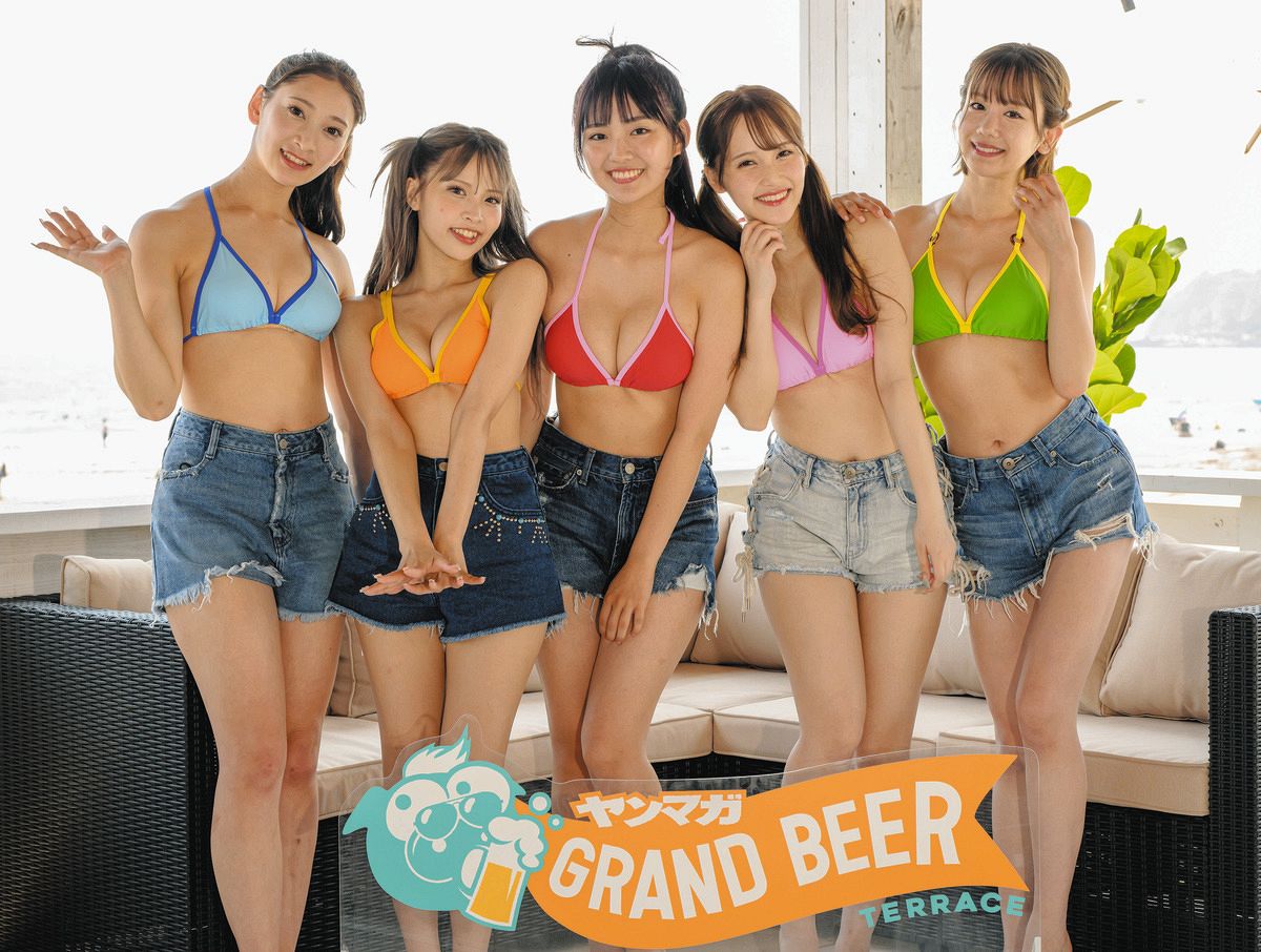 ◇豊田ルナら、色とりどりなビキニショット【写真】：中日スポーツ