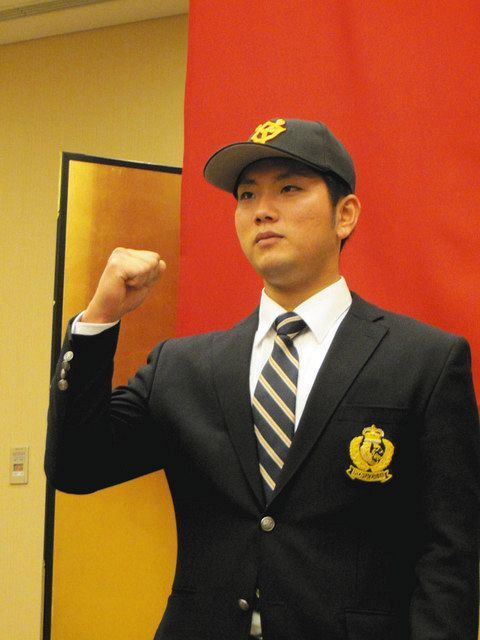 目指すは 24 の絶好調男 強打捕手 巨人育成5位 前田研輝の背番号は 024 偉大な先輩に続く 中日スポーツ 東京中日スポーツ 目指すは 24 の絶好調男 強打捕手 巨人育成5位 前田研輝の背番号は 024 偉大な先輩に続く 中日スポーツ 東京中日スポーツ