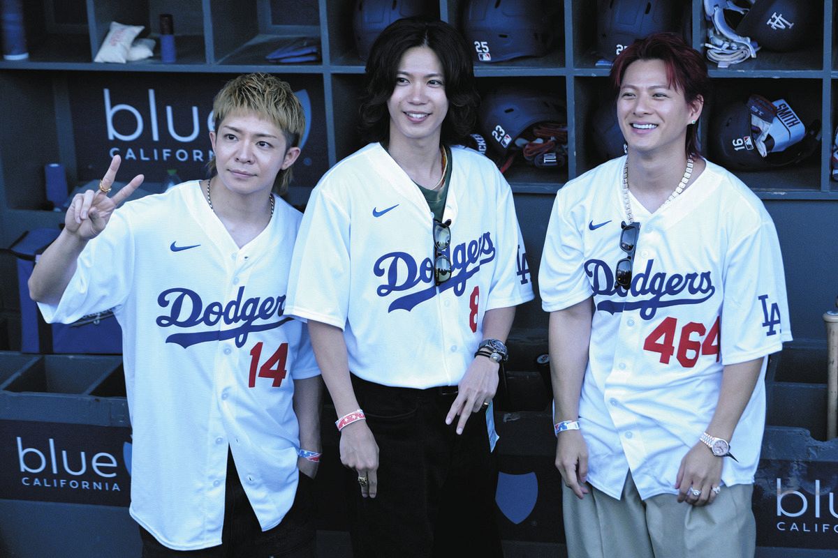 ウォー！」Number＿i岸優太、ノーバン剛球始球式にドジャースタジアム
