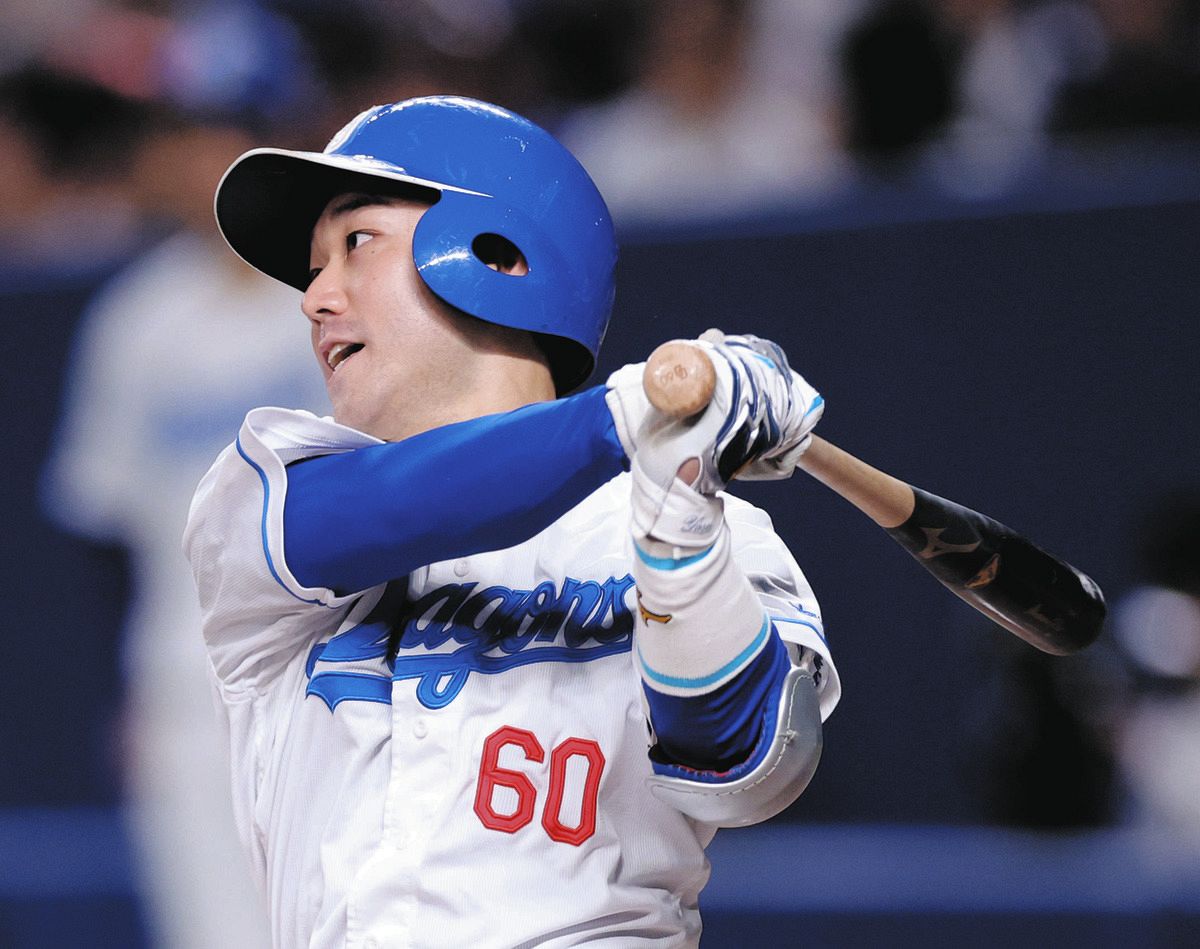 中日・山本泰寛、本拠地沸かせた3安打猛打賞＆執念ヘッド
