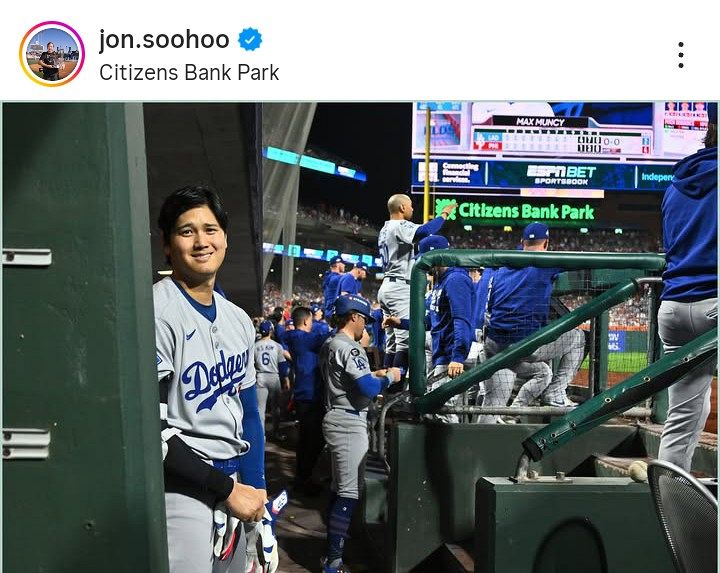 ◇大谷翔平が「困り顔」…ドジャース専属カメラマンがとらえた
