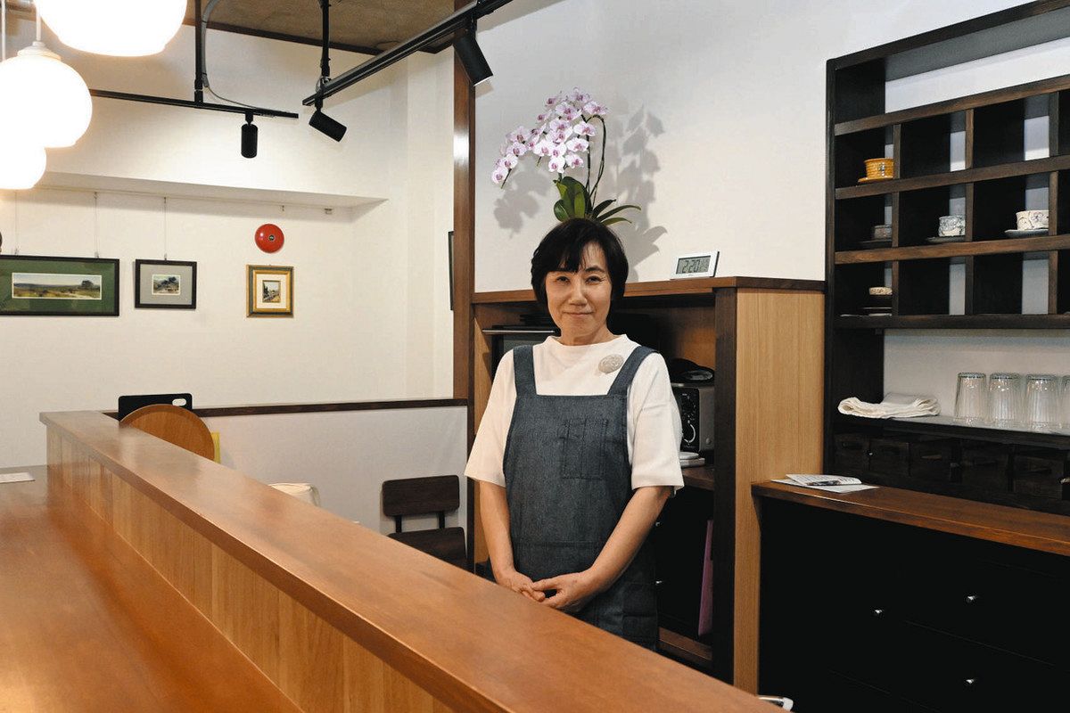 作ろう！飾ろう！アート×カフェ 長久手に元美術教諭の丹羽さんが