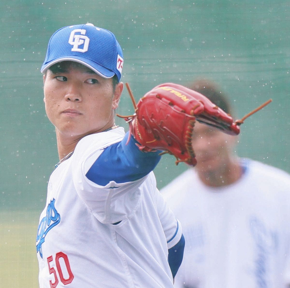 中日・清水達也、打撃投手で『オフの課題』カーブ試投「打者に気持ちよく引っ張らせることはなかった」と手応え：中日スポーツ・東京中日スポーツ