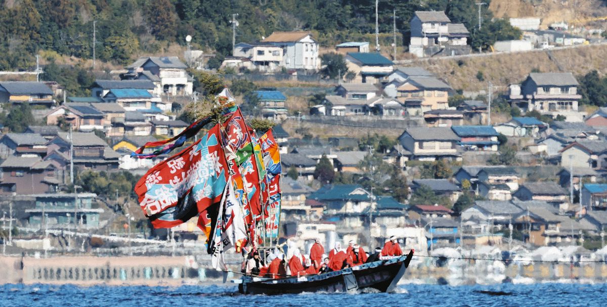 写真特集】古式捕鯨再現「ハラソ祭り」 豊漁願い にぎわう港：中日新聞Web