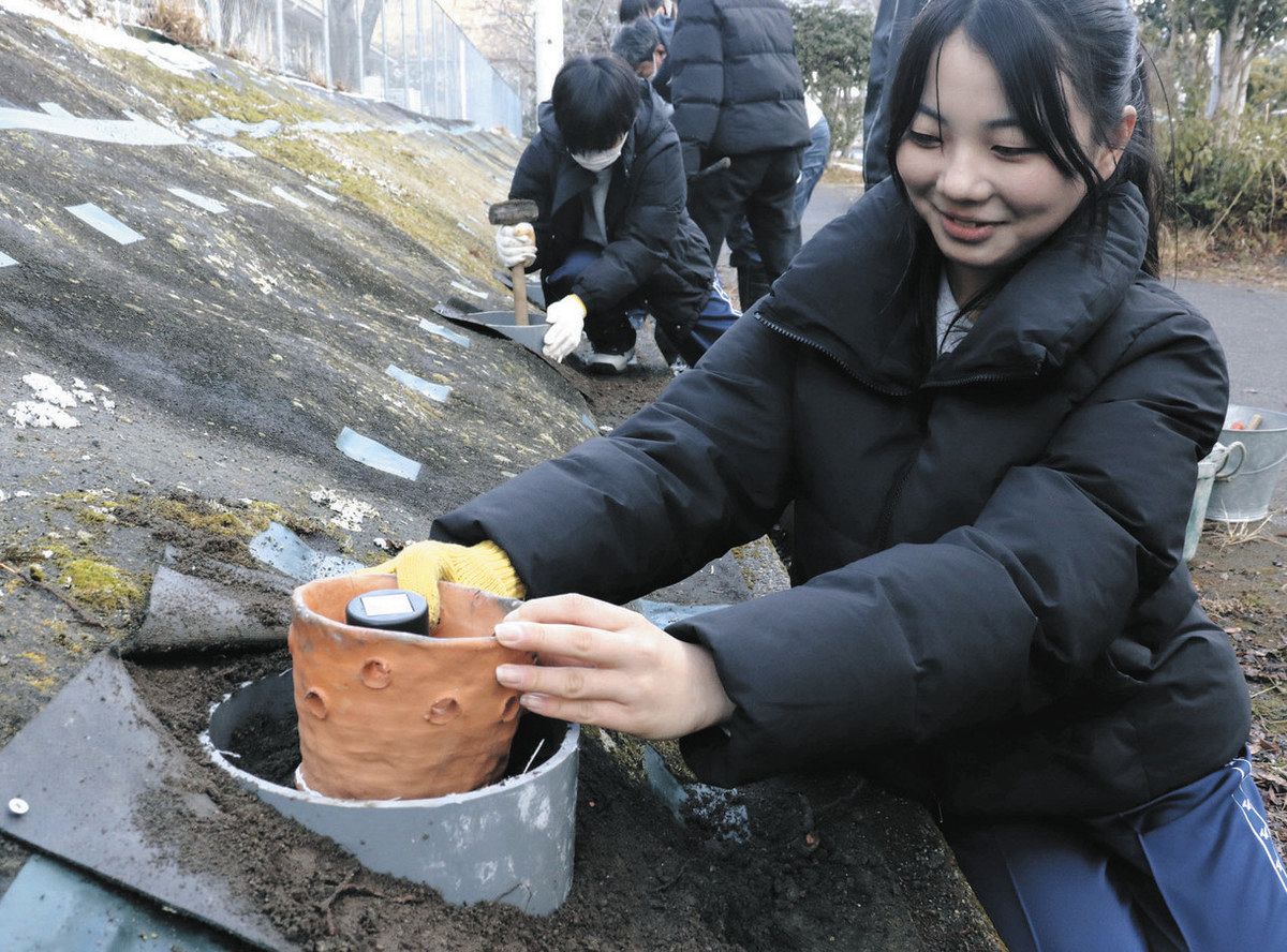 下校の夜道、ランプで安心 大津・唐崎中生徒がシェードを作る：中日新聞Web