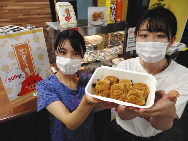 お好み焼き生地にソースカツ こまぶぅ焼き １８日まで駒ケ根高原で販売 中日新聞web