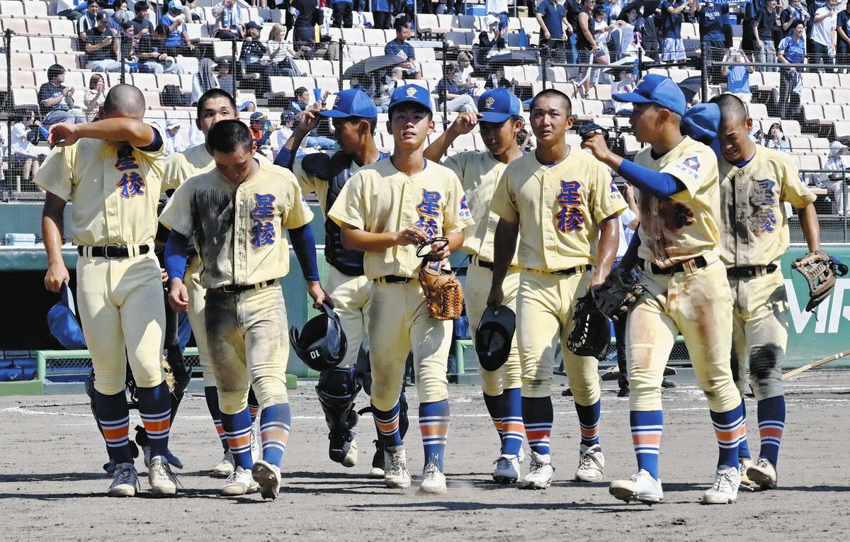 星稜、延長10回押し出し四球で敗退…山下監督「勝たせてあげられなかっ