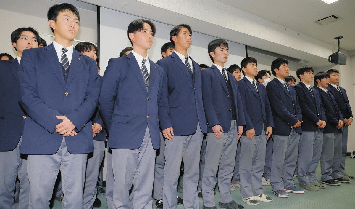 チーム一丸で勝ち抜く」 センバツ出場校に三重高を選出：中日新聞Web