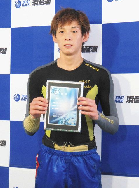 小池今年4度目通算7回目v 浜名湖ルーキーシリーズ第13戦 中日スポーツ 東京中日スポーツ