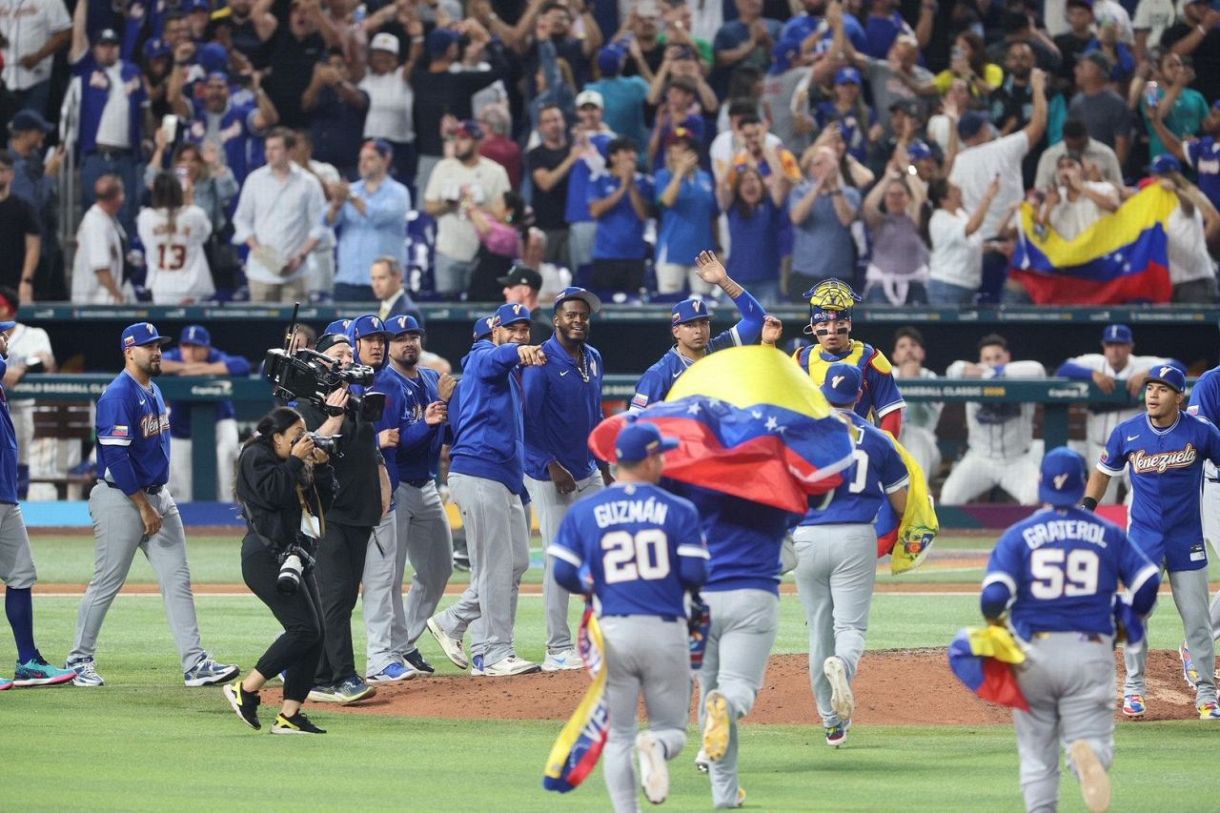 WBC】ベネズエラ、お祭り騒ぎの逆転初決勝進出 スピーカーで音楽を流し