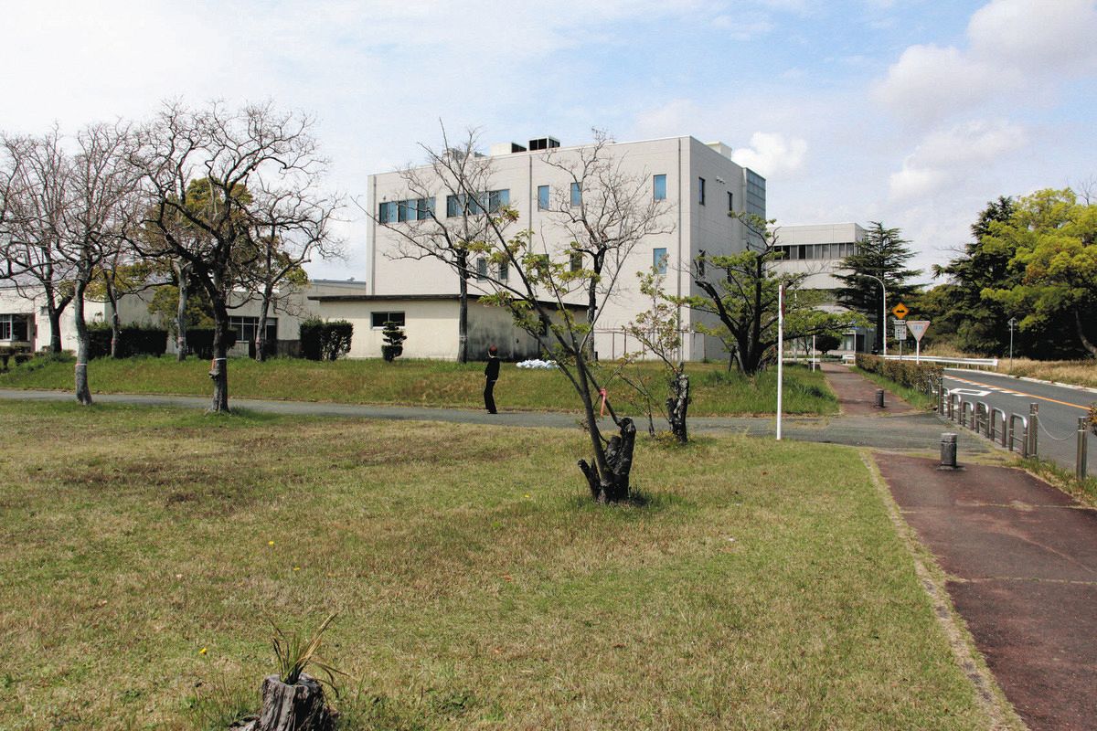 2千平方メートルのクリーンルームを備えた研究施設が建設される敷地=愛知県豊橋市の豊橋技術科学大