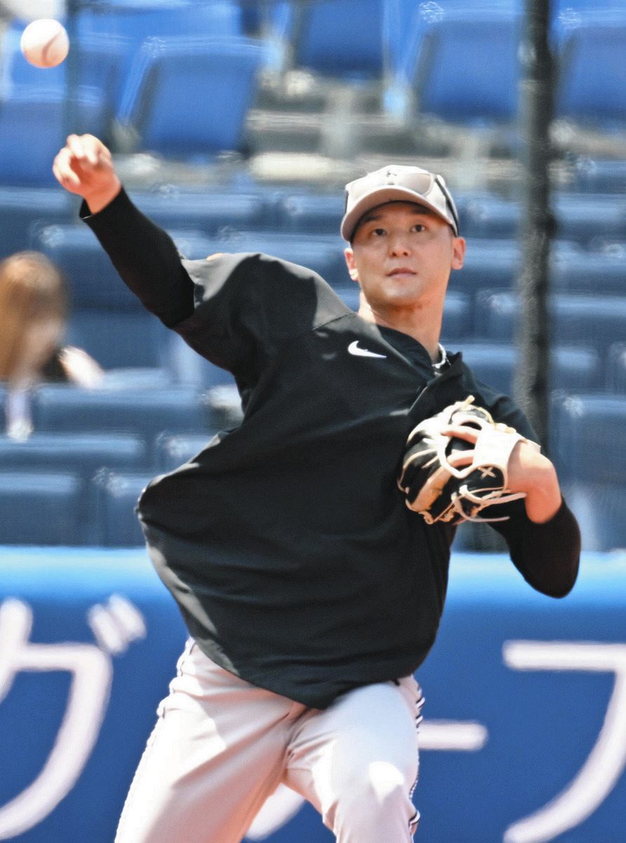 巨人・吉川尚輝が今季初出場 満塁チャンスに代打で登場、二ゴロに