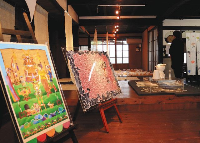 海外作家８人の美濃和紙アート展示 美濃 吉田工房 中日新聞web