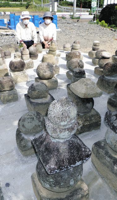 鈴鹿の山林、散乱の五輪塔を移設 戦国時代の墓？見学が可能に：中日新聞Web
