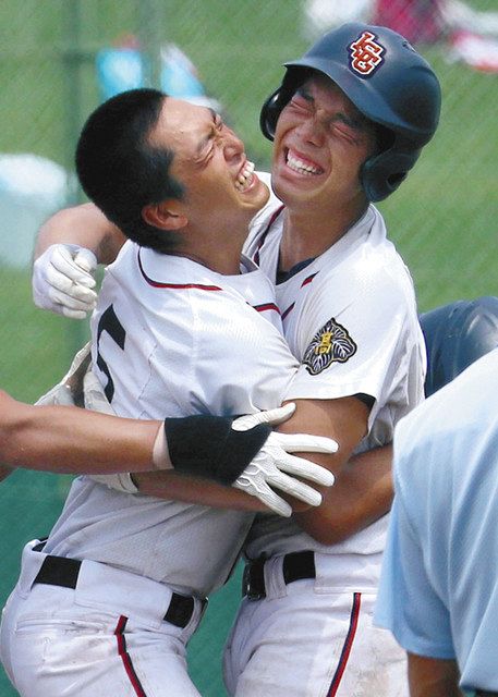 いなべ総合 サヨナラv 高校野球 三重 中日新聞web いなべ総合 サヨナラv 高校野球 三重 中日新聞web