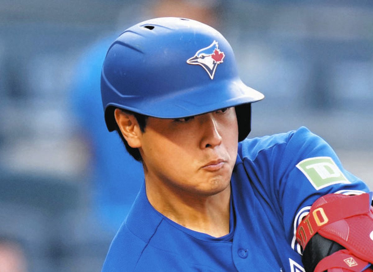 【レア】さぁ、MLBに和真旋風だ！岡本和真　ユニフォーム 岡本和真、少女への“神対応”話題に ジャッジのユニホーム着た“小さな