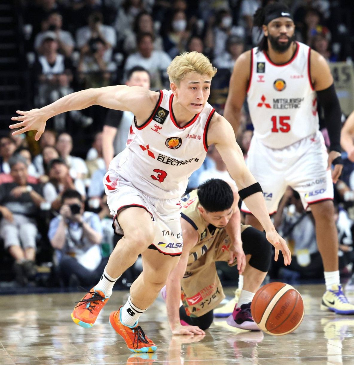 加藤嵩都、 スチール