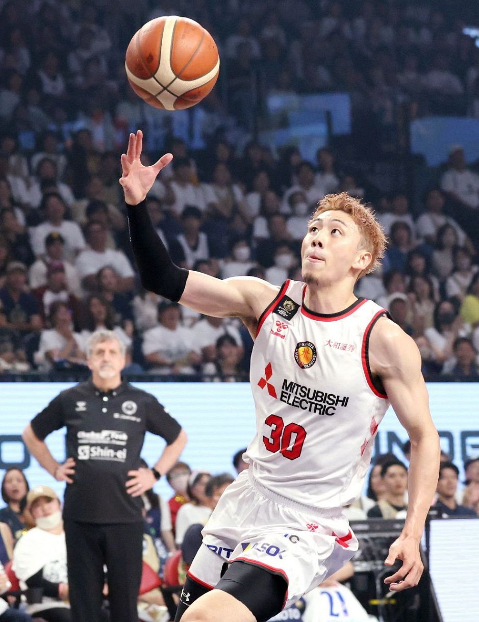今村佳太