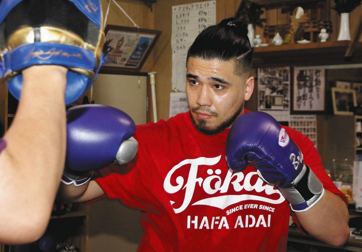 ボクシング 重量級アマ5冠の但馬ミツロが亀田興毅のジムへ移籍 中日スポーツ 東京中日スポーツ