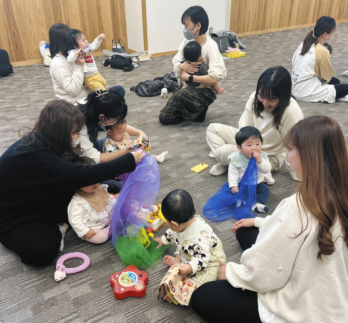 保育園児     幼稚園　盗撮 