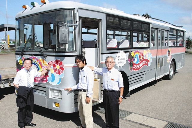 富山 トロリーバス 保存へ里帰り 高岡から大町 最後の１台出発 北陸中日新聞web