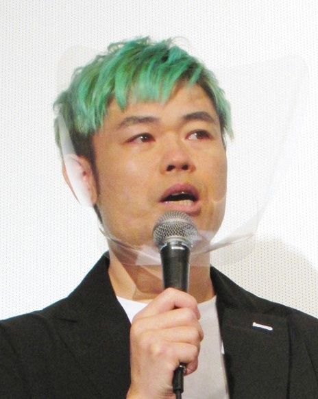 初日に泣き尽くした 品川ヒロシまた涙 監督作 リスタート 主題歌honebone生歌唱に 胸に刺さる 中日スポーツ 東京中日スポーツ