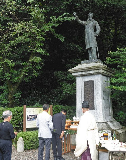 【板垣退助さま】専用ページ 自由の志を今につなぐ・板垣遭難140年特集『岐阜新聞』(令和4年8月7日