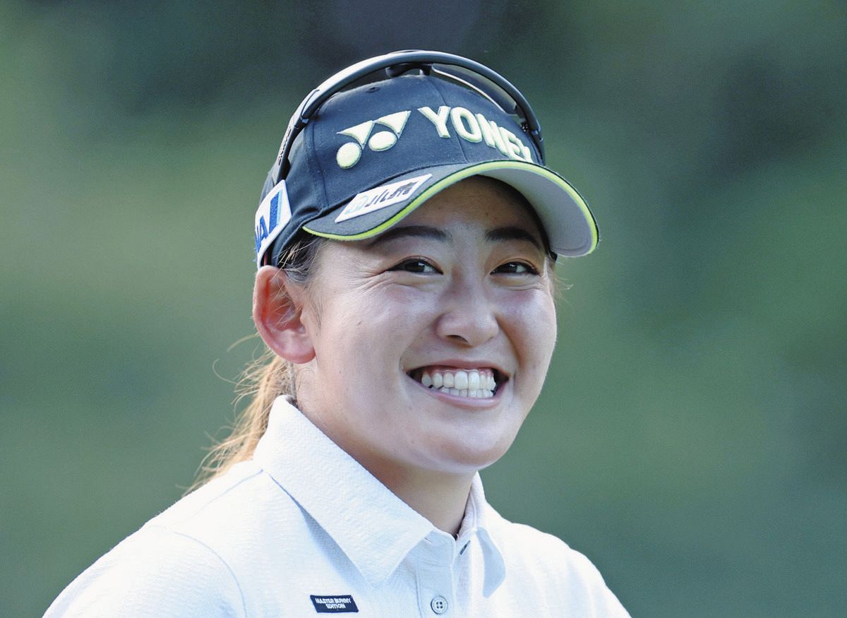 EPOCH2022 JLPGA 女子ゴルフ ホログラフィカ 42枚 岩井千怜 他 EPOCH2022 JLPGA 女子ゴルフ ホログラフィカ 42枚 岩井千怜 他